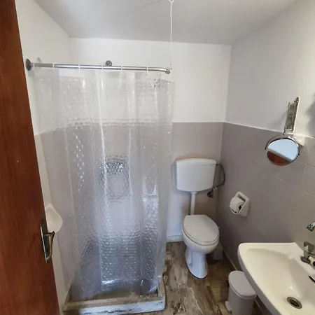 Manolis Vathys * Vathis