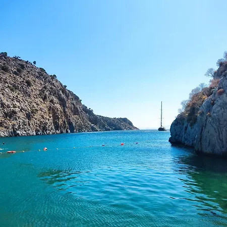 Manolis Vathys Hostel Vathis