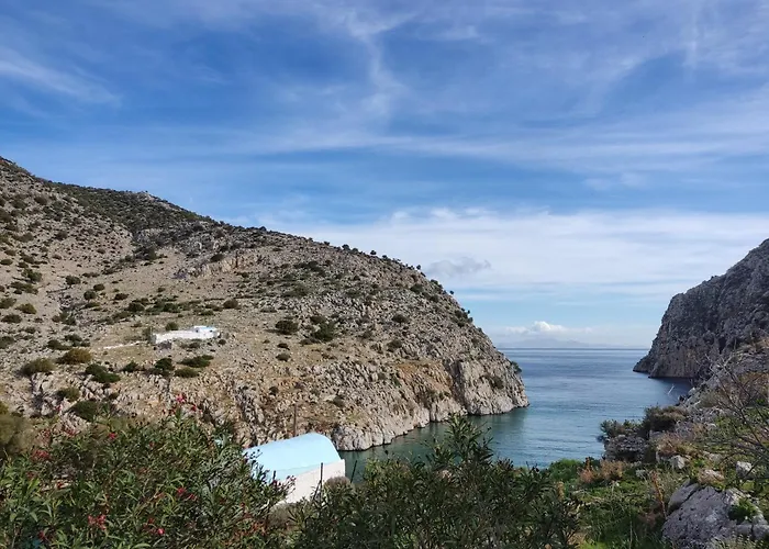 Hostel Manolis Vathys