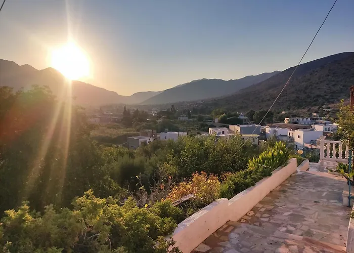 Manolis Vathys Hostel